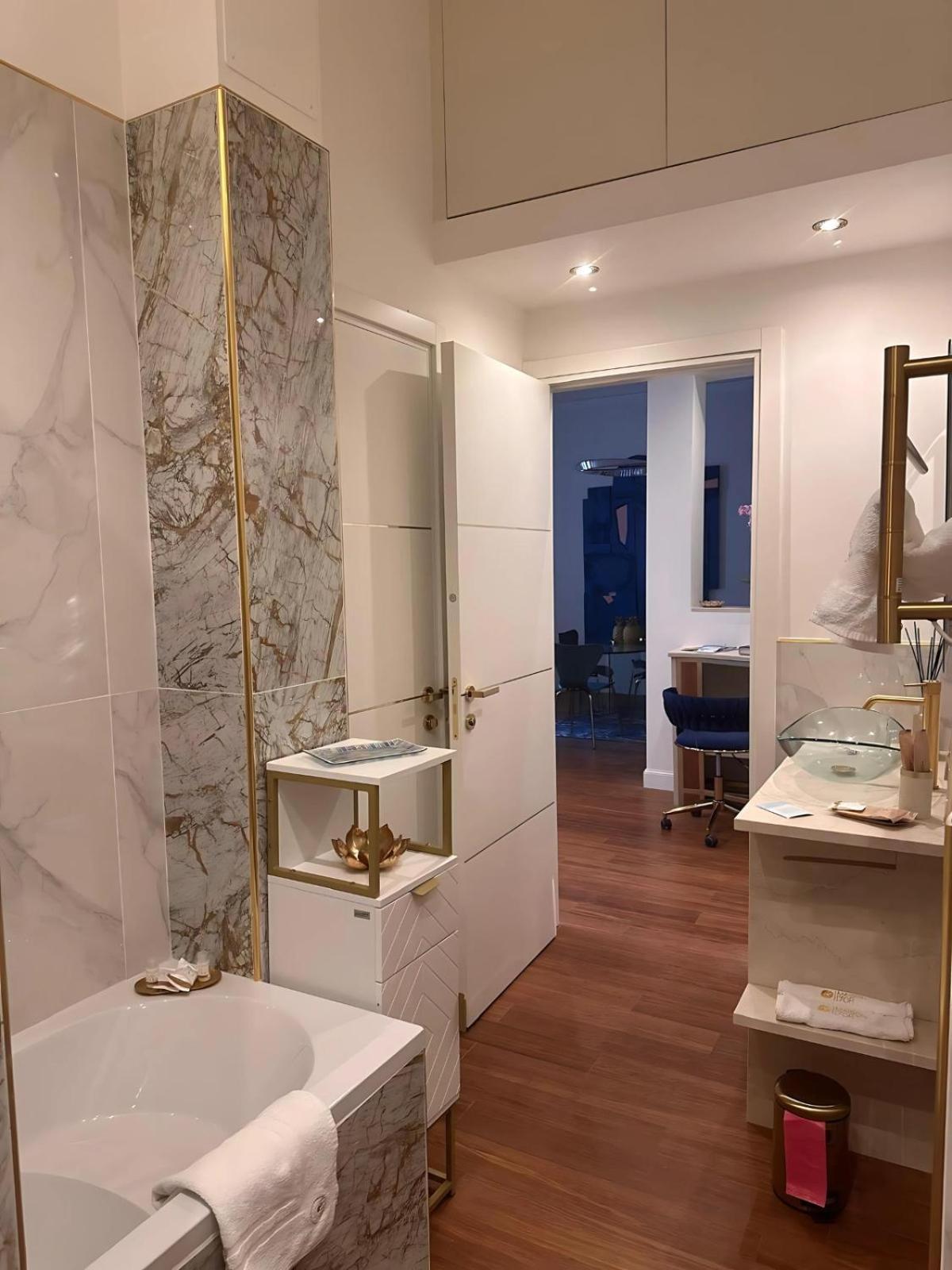 Maison D'Or Genova Esterno foto